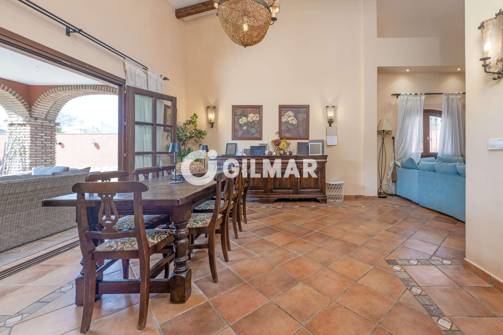 Property slider Gilmar