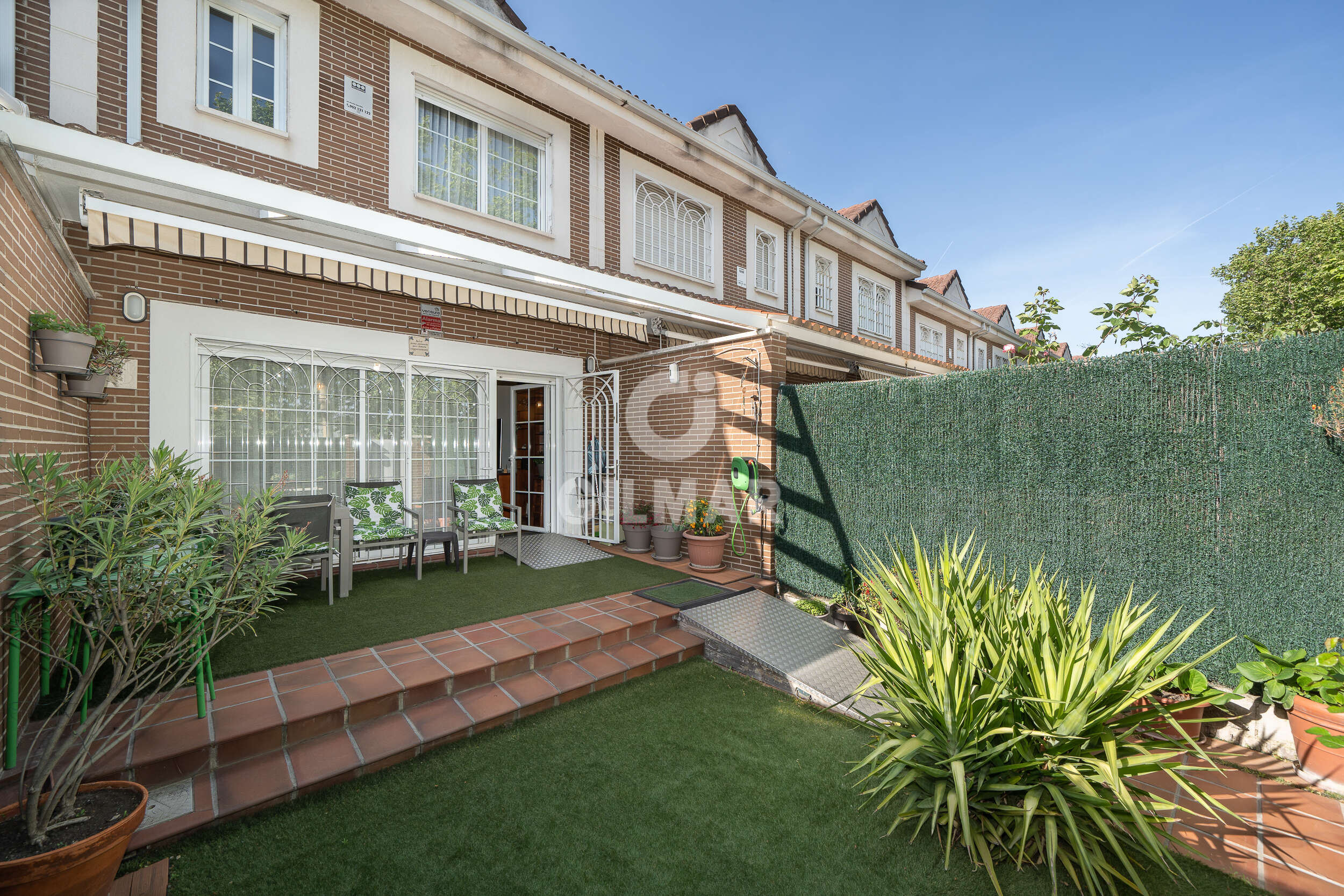 Chalet Adosado en venta en Rosas – Madrid