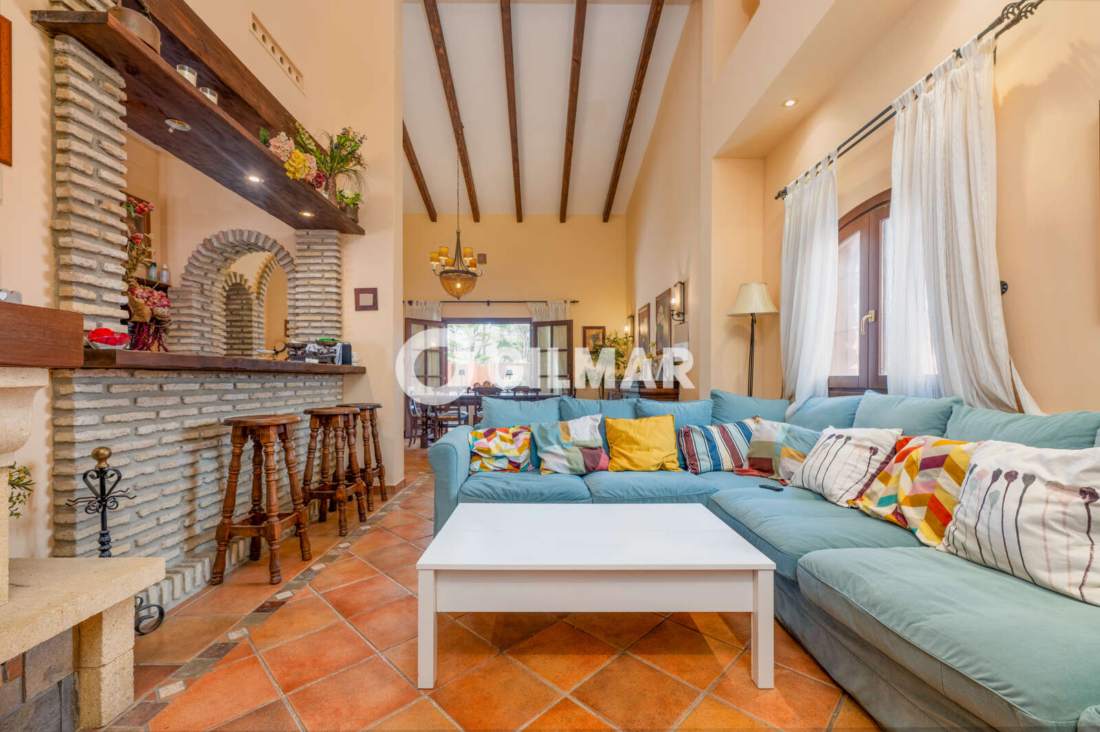 Property slider Gilmar