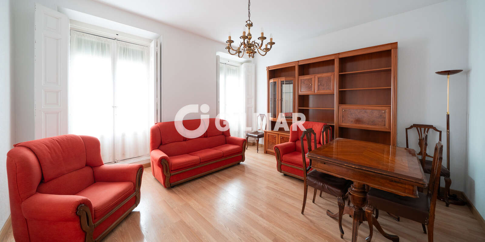 Property slider Gilmar