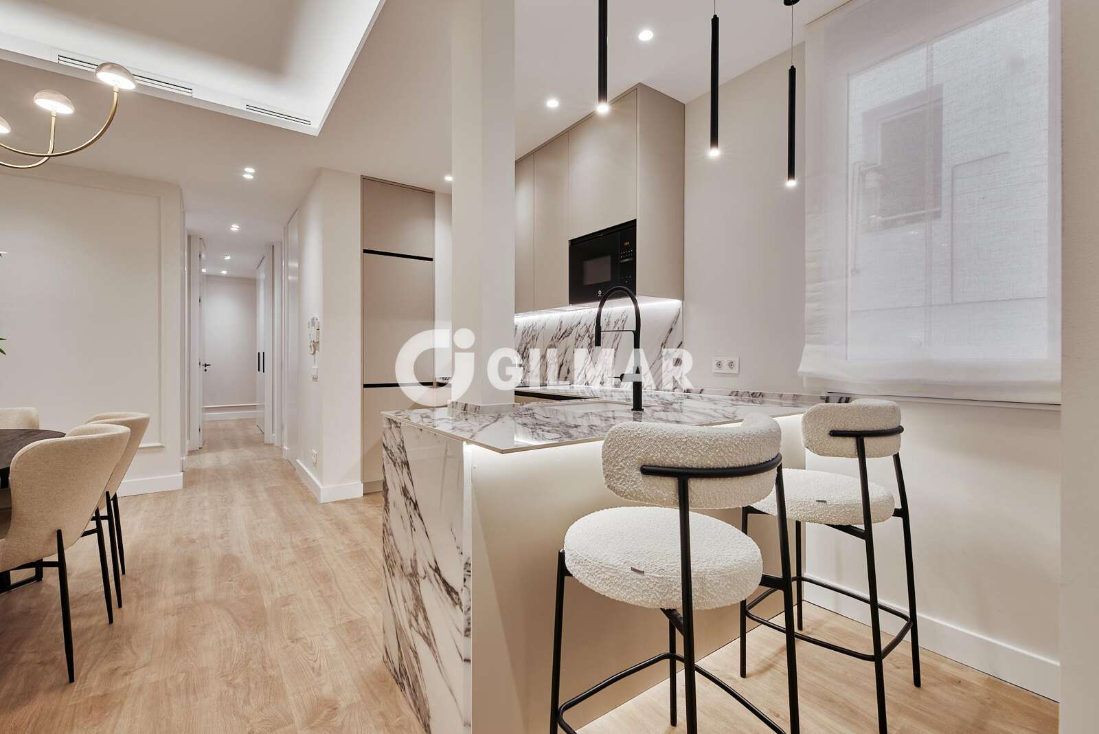 Property slider Gilmar