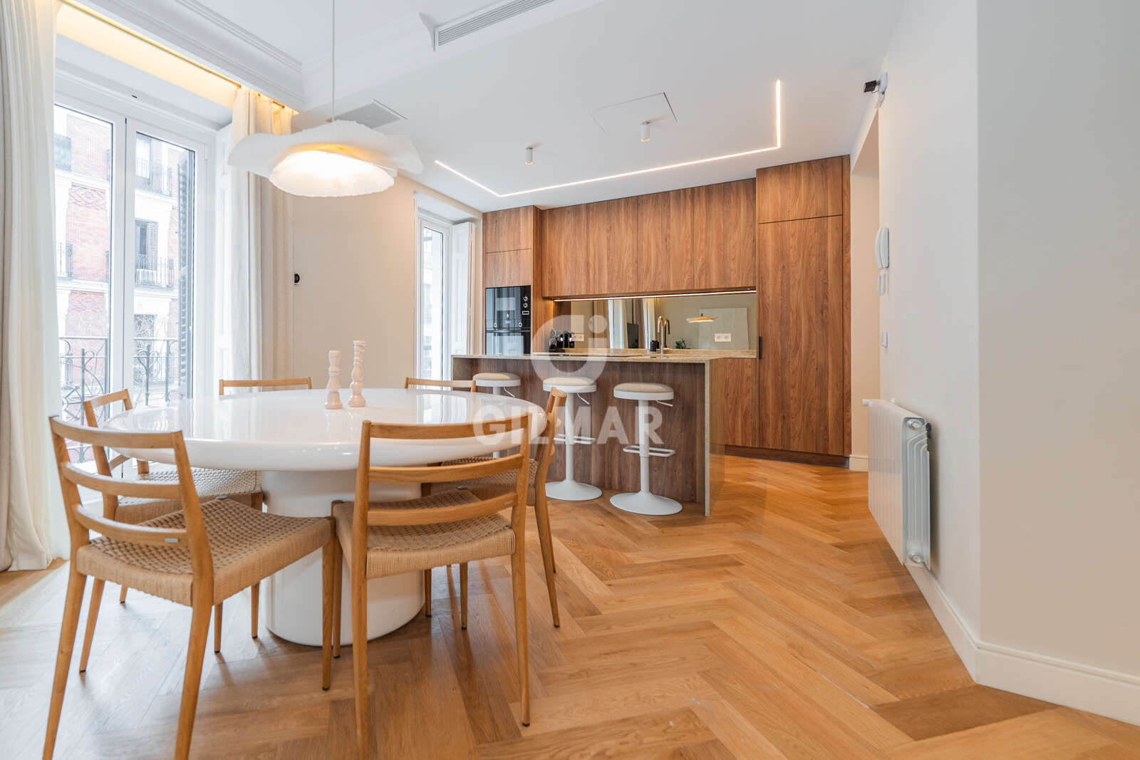 Property slider Gilmar