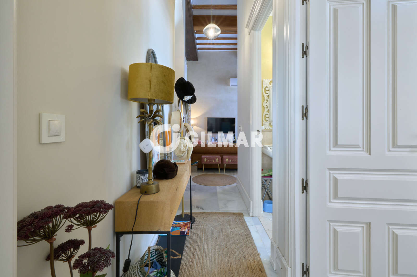 Property slider Gilmar