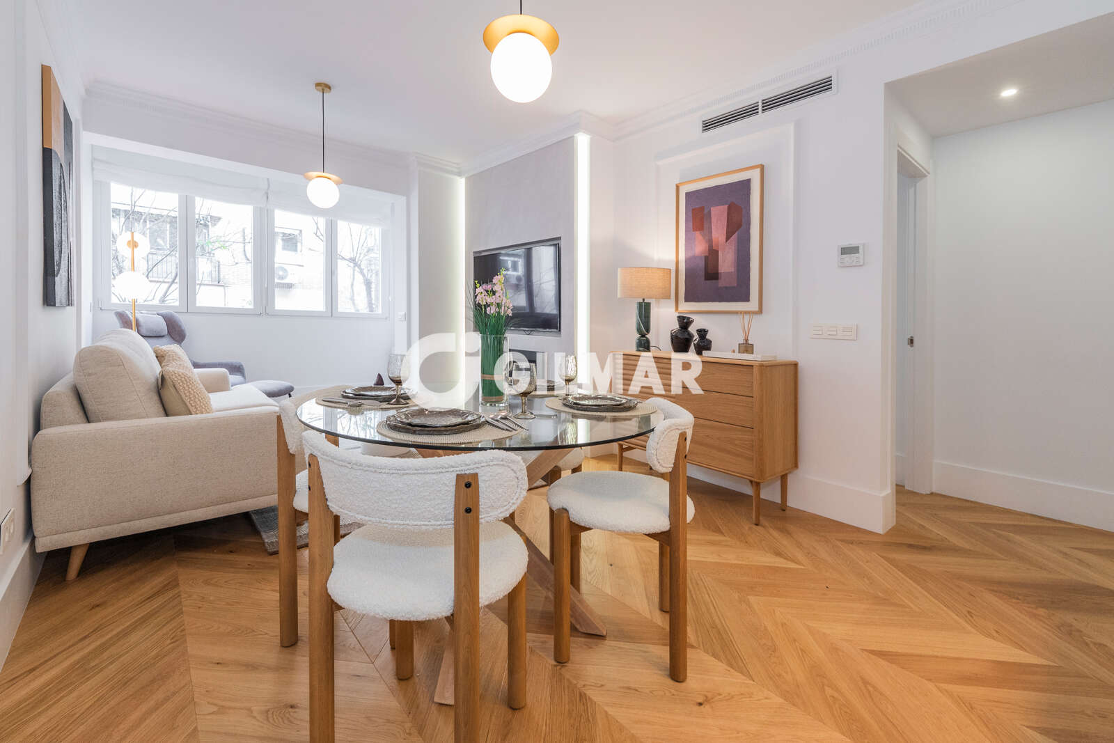 Property slider Gilmar