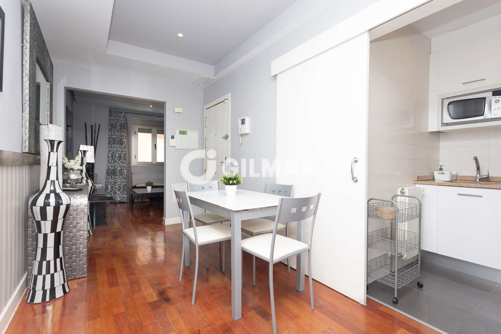 Property slider Gilmar