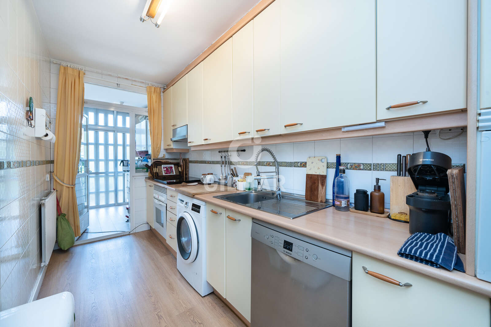 Property slider Gilmar