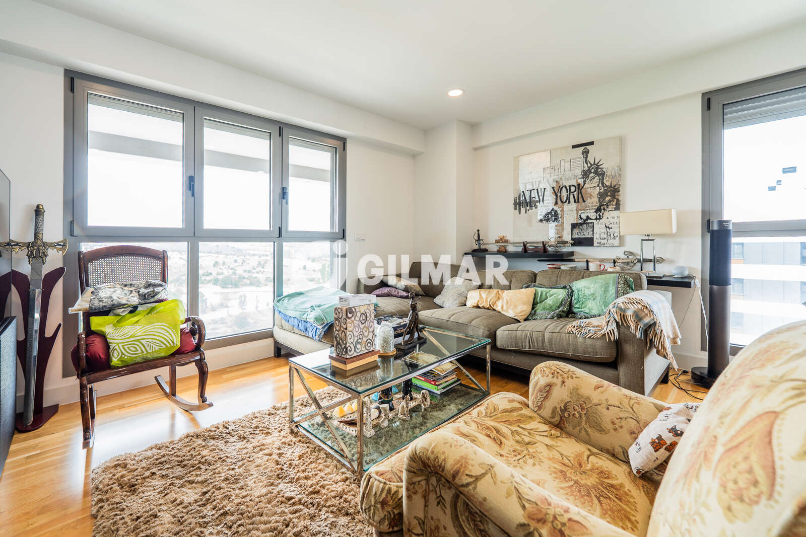 Property slider Gilmar