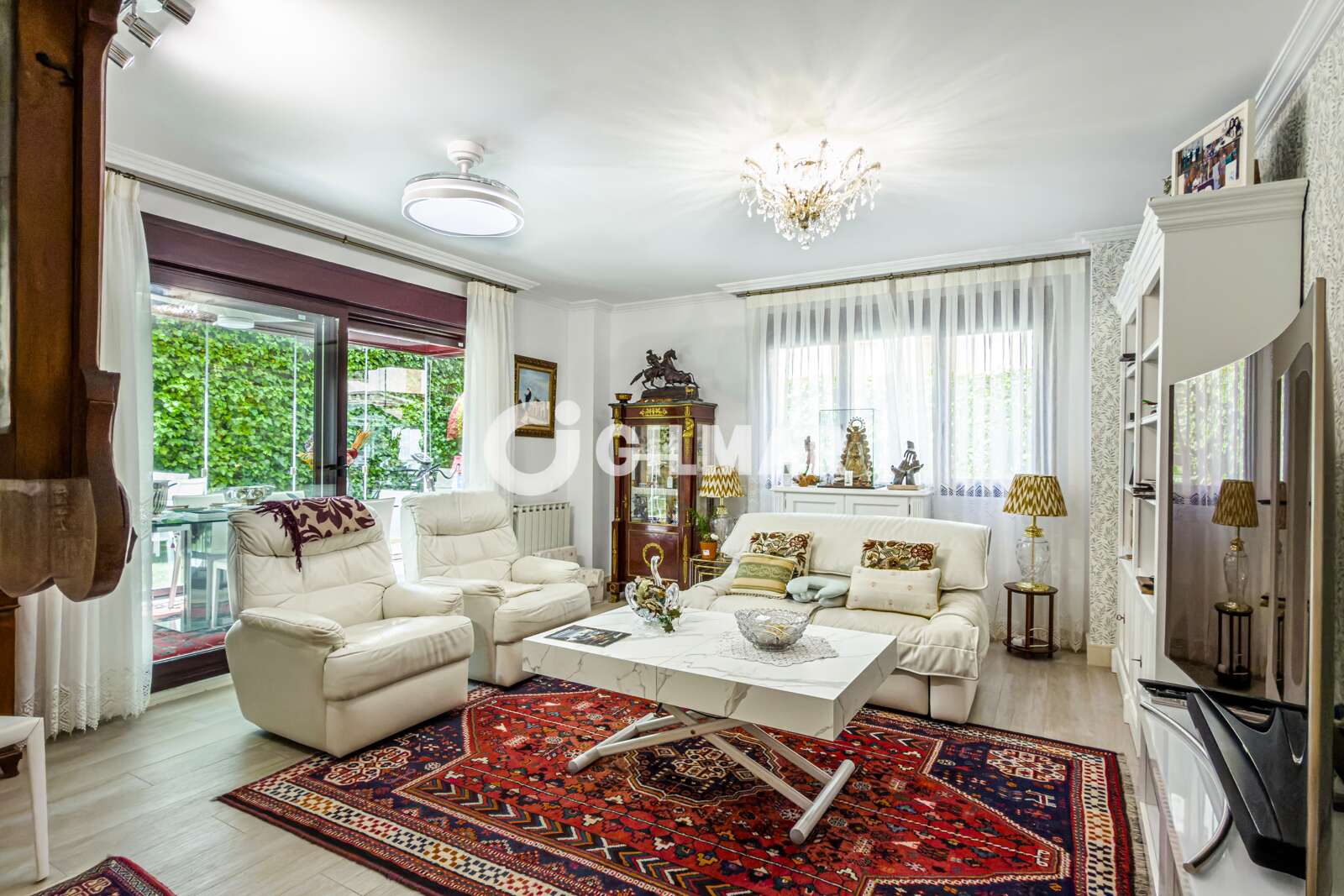 Property slider Gilmar