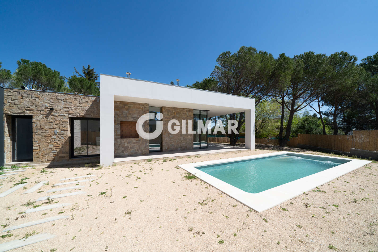 Property slider Gilmar