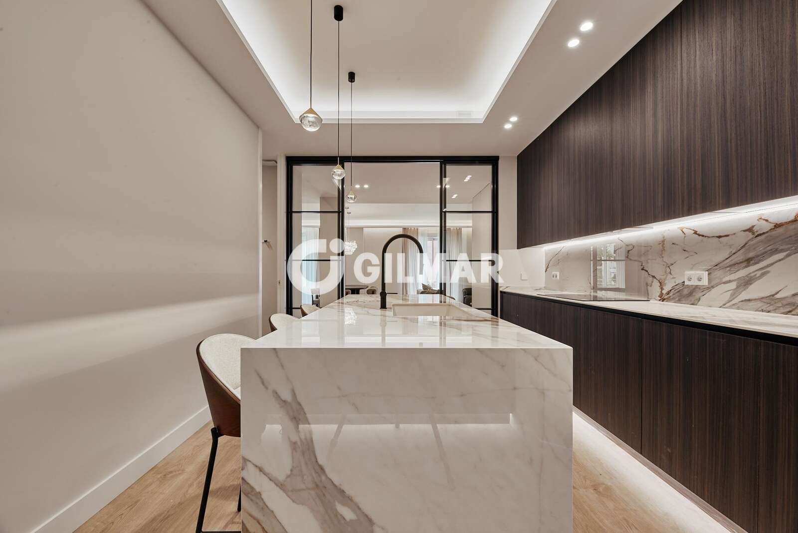Property slider Gilmar