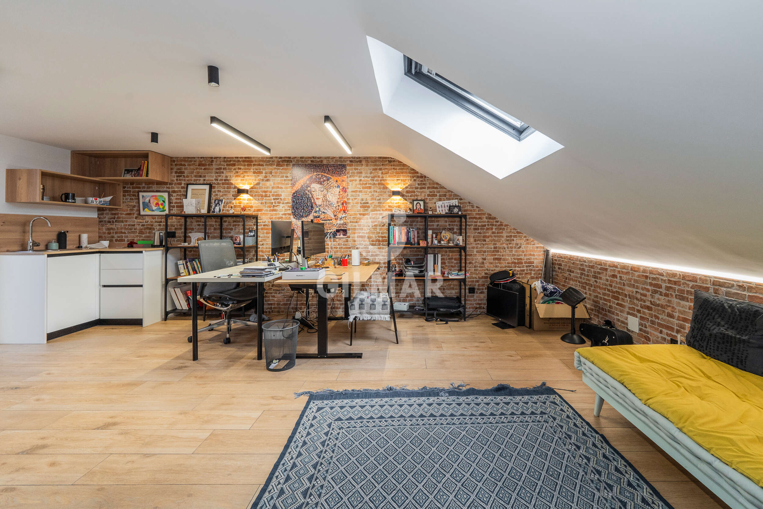 Photo of Semi-detached house