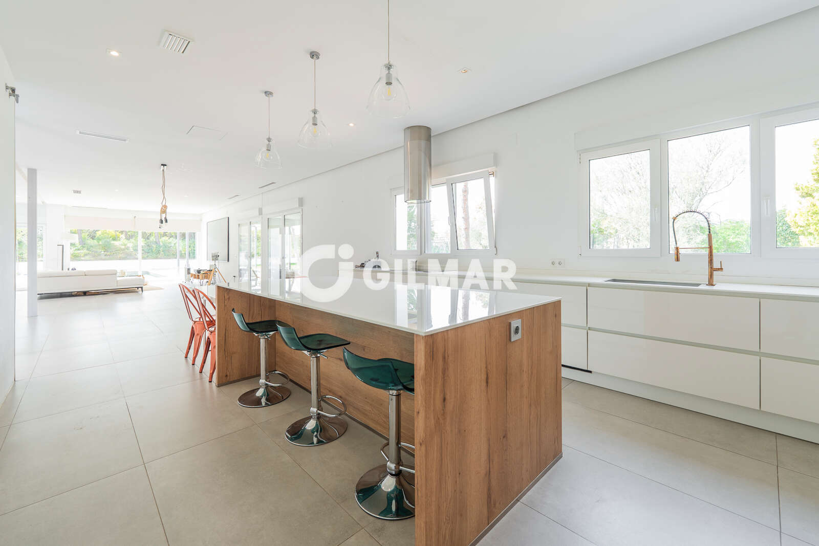 Property slider Gilmar
