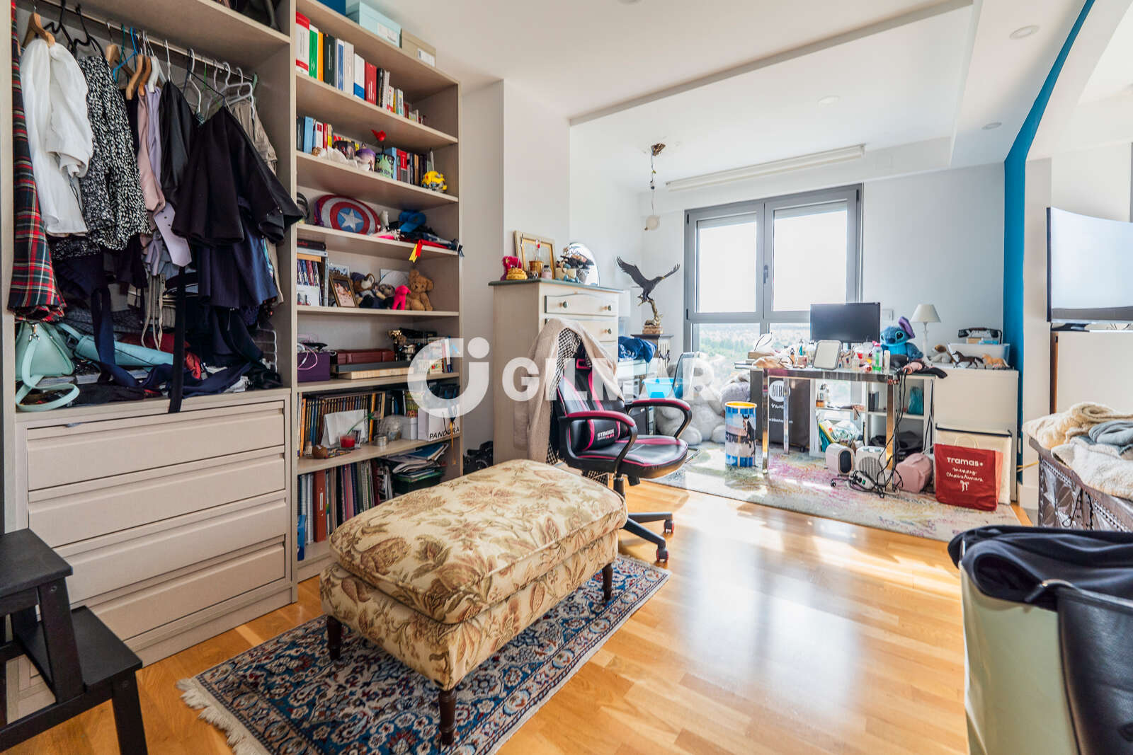 Property slider Gilmar