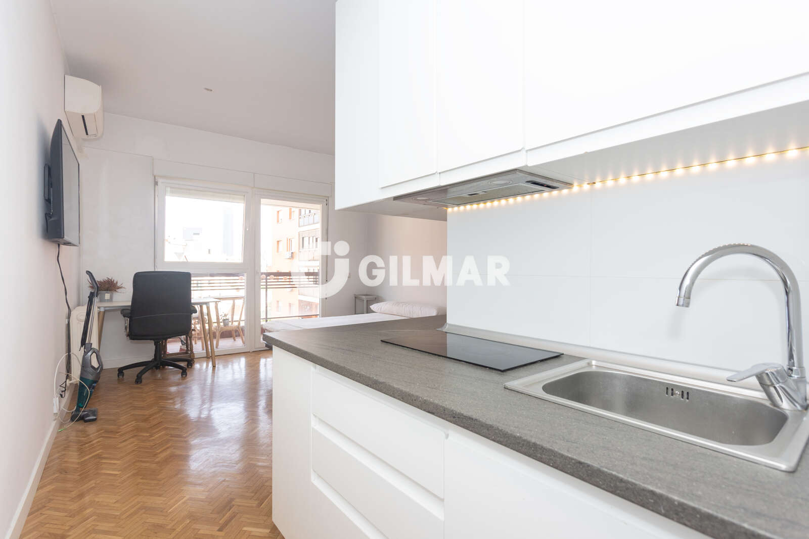 Property slider Gilmar