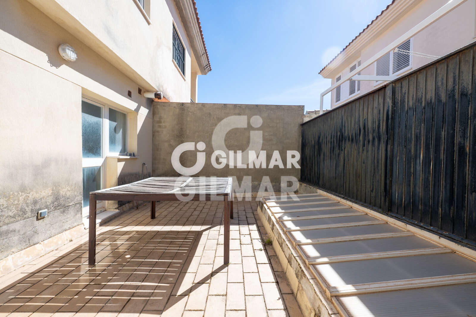 Property slider Gilmar