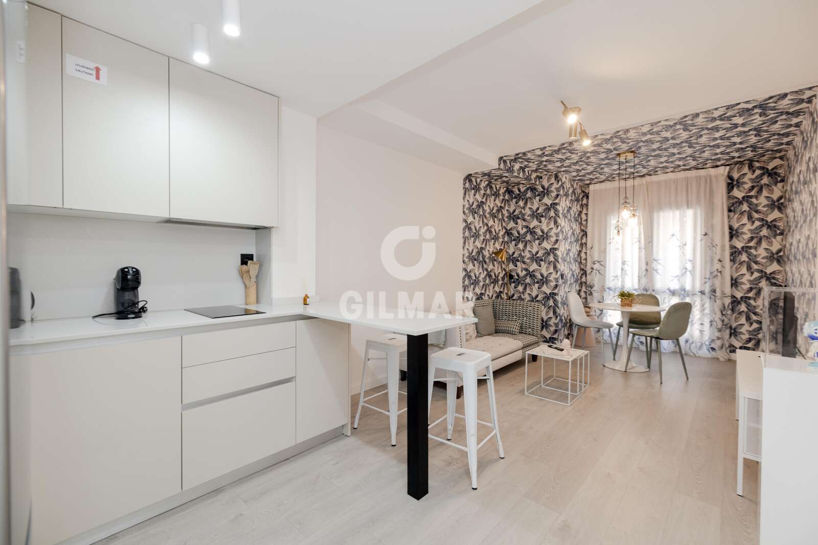 Property slider Gilmar