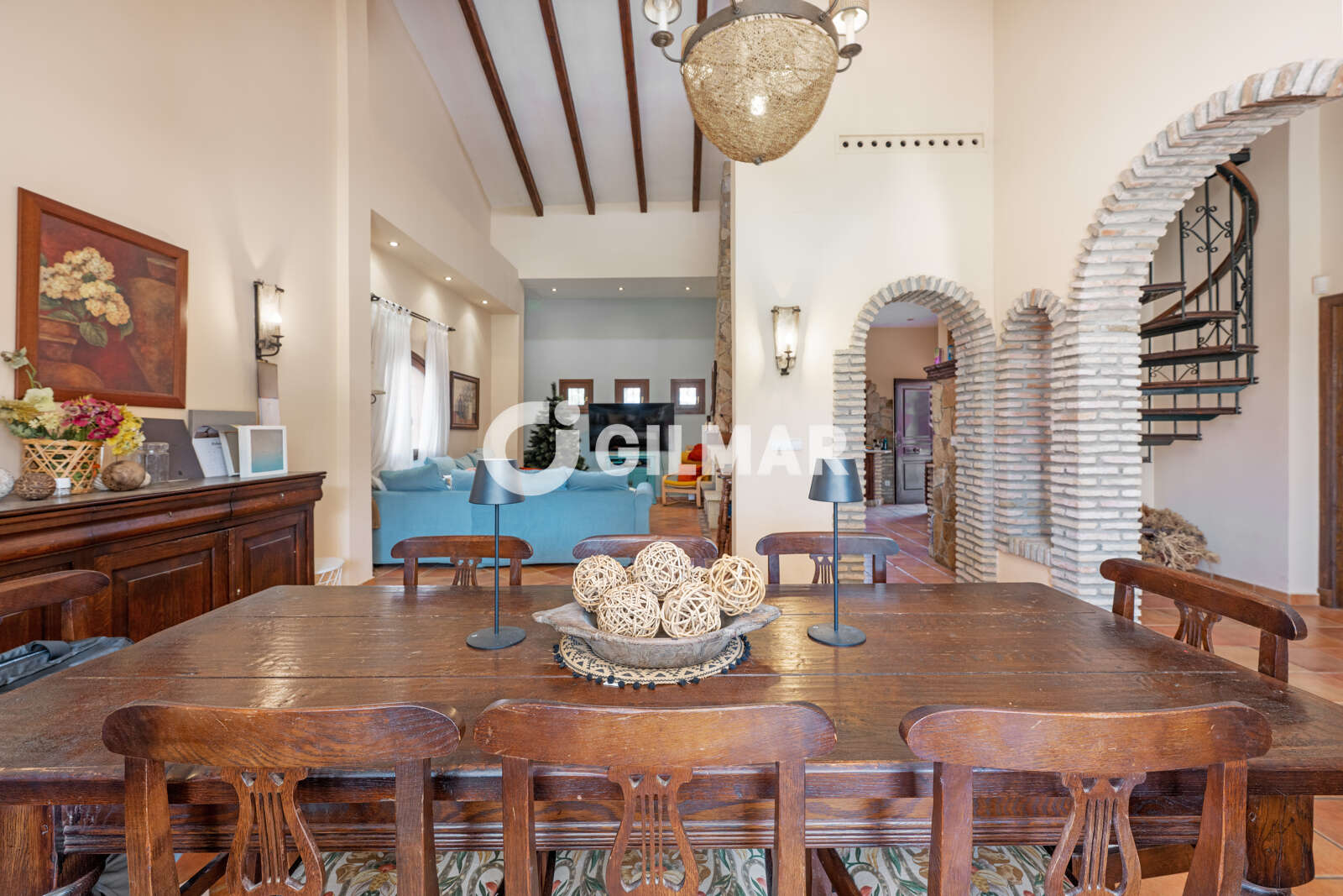 Property slider Gilmar