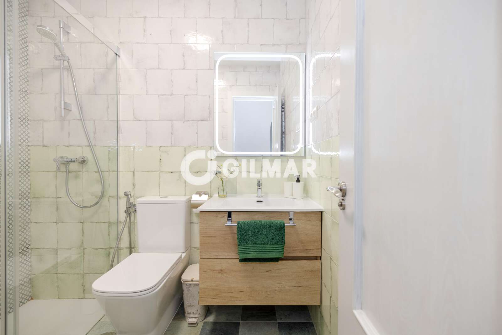 Property slider Gilmar