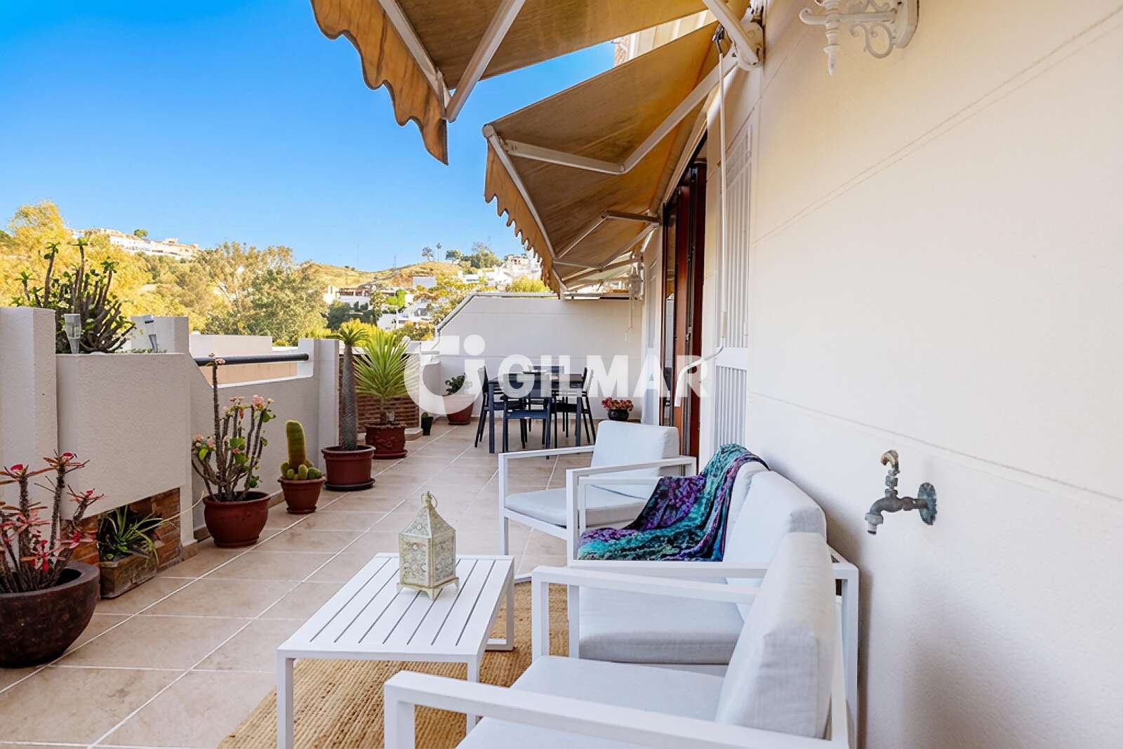 Property slider Gilmar