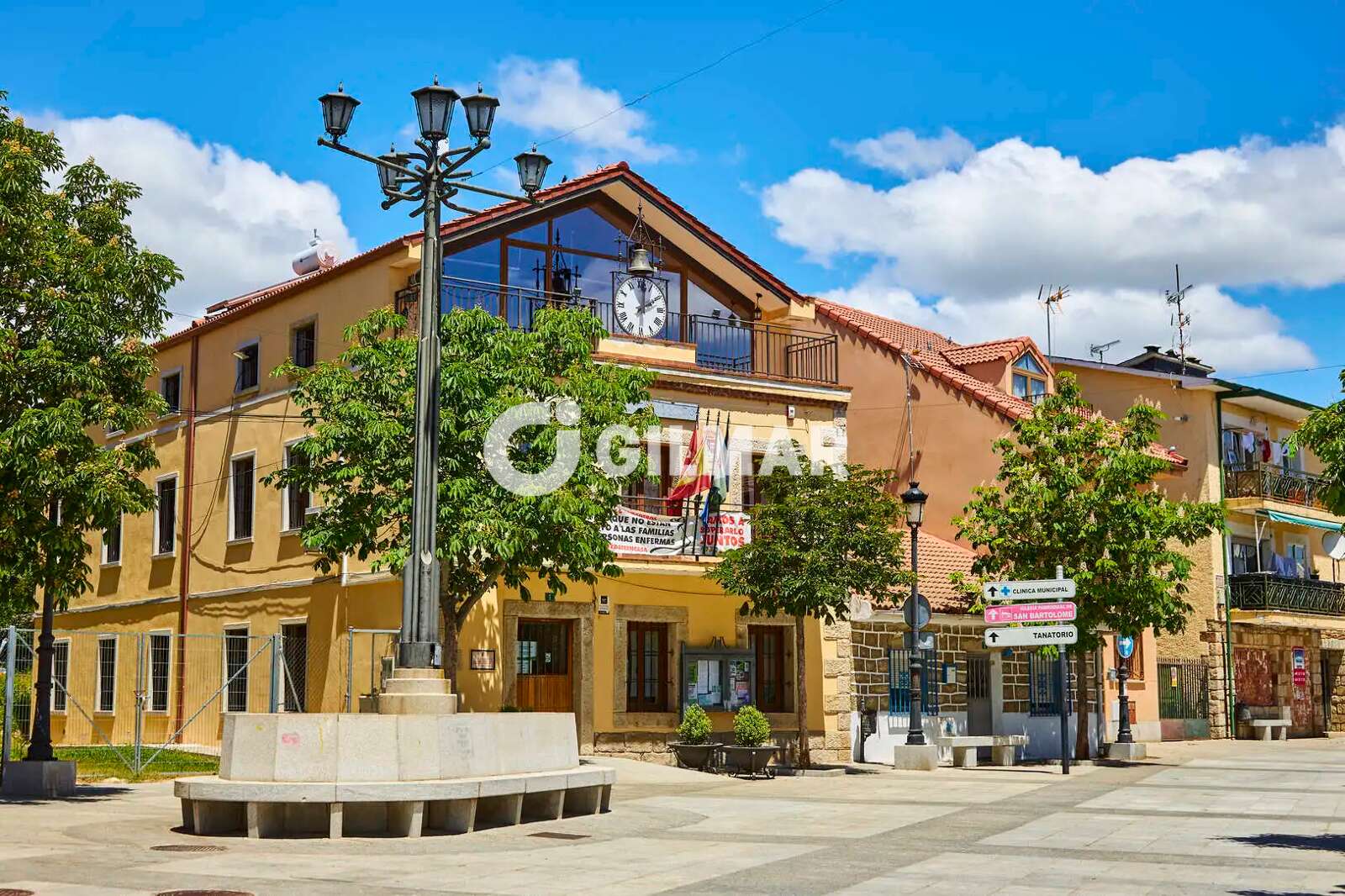 Property slider Gilmar