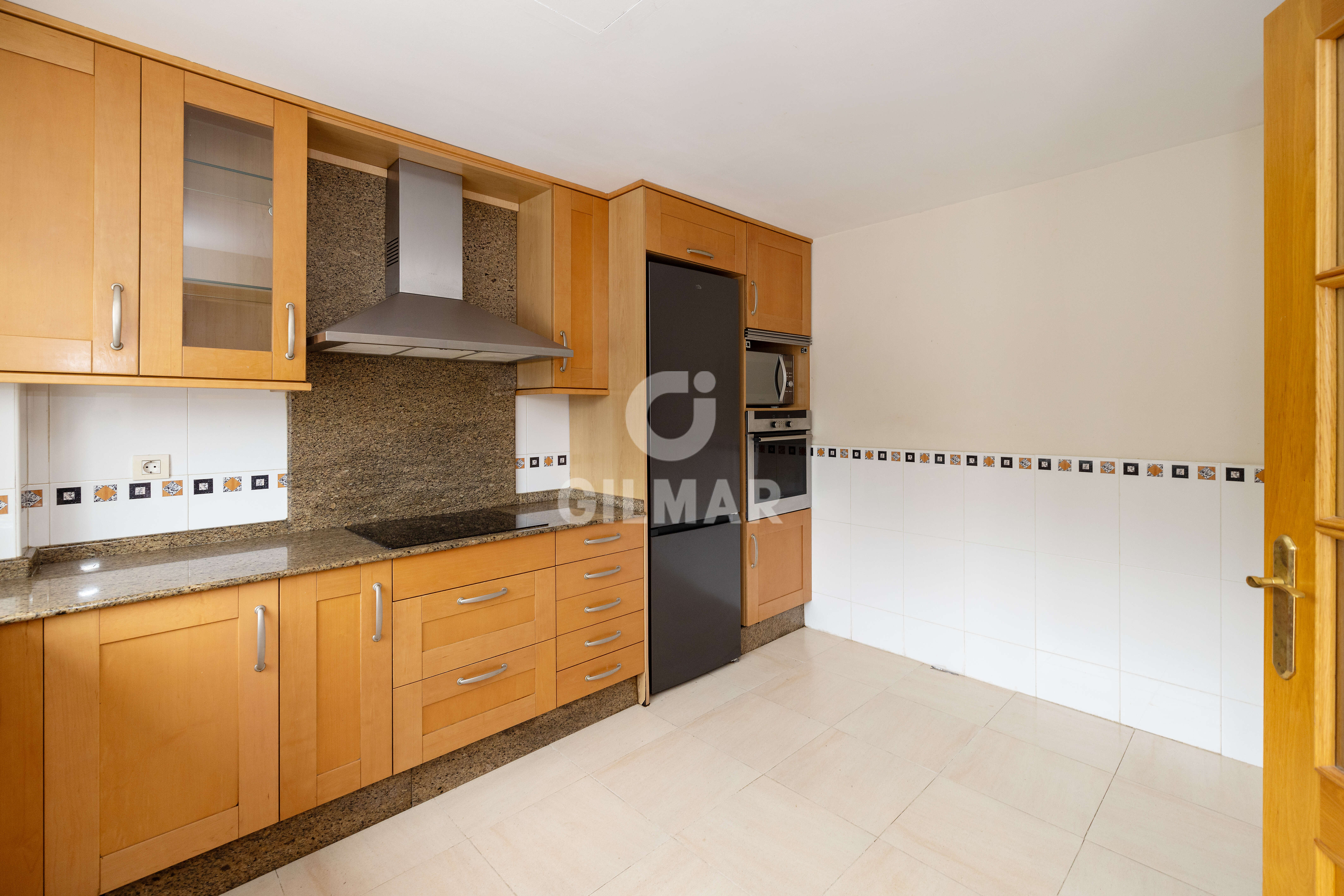 Photo of Semi-detached house