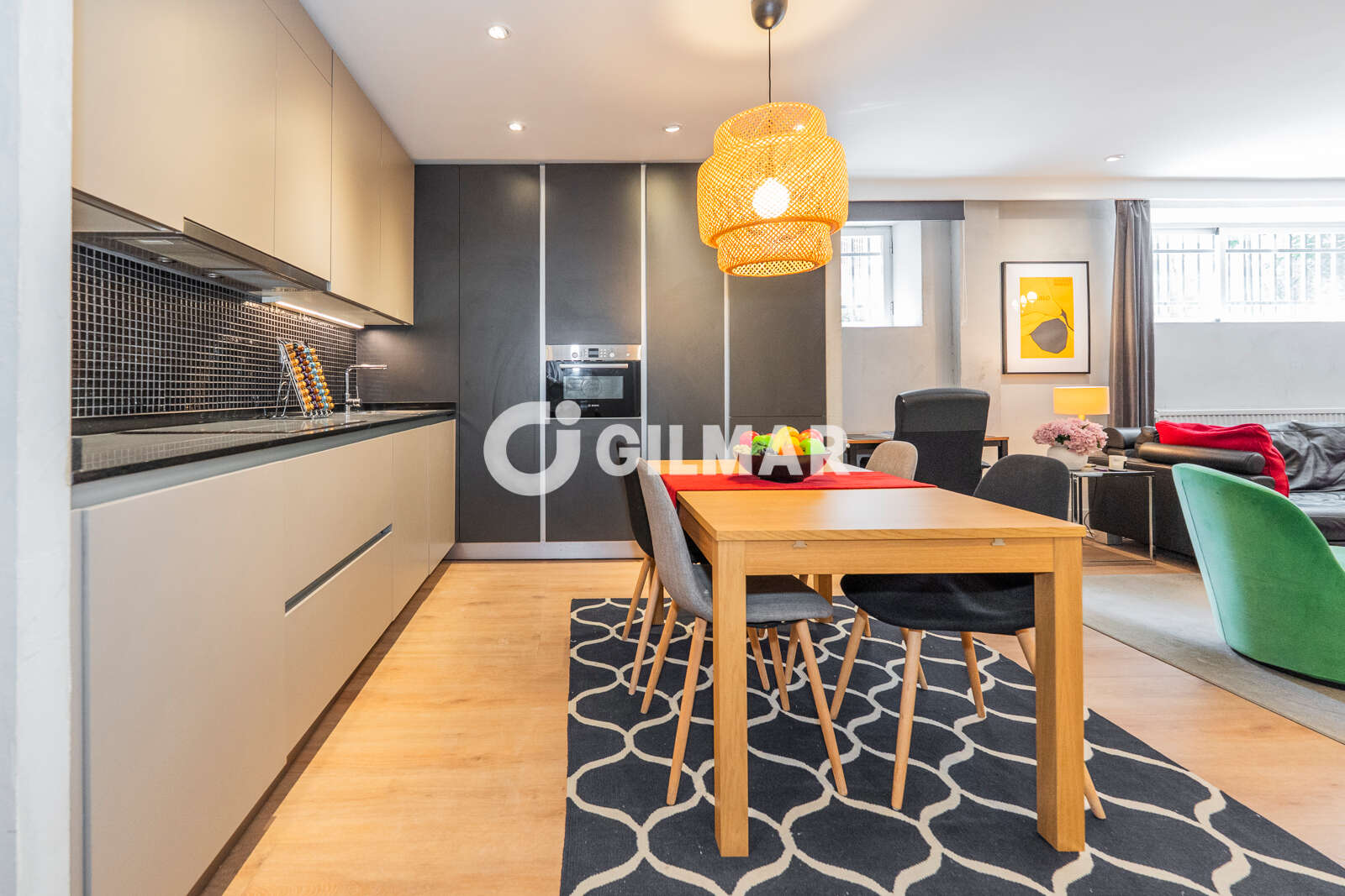 Property slider Gilmar