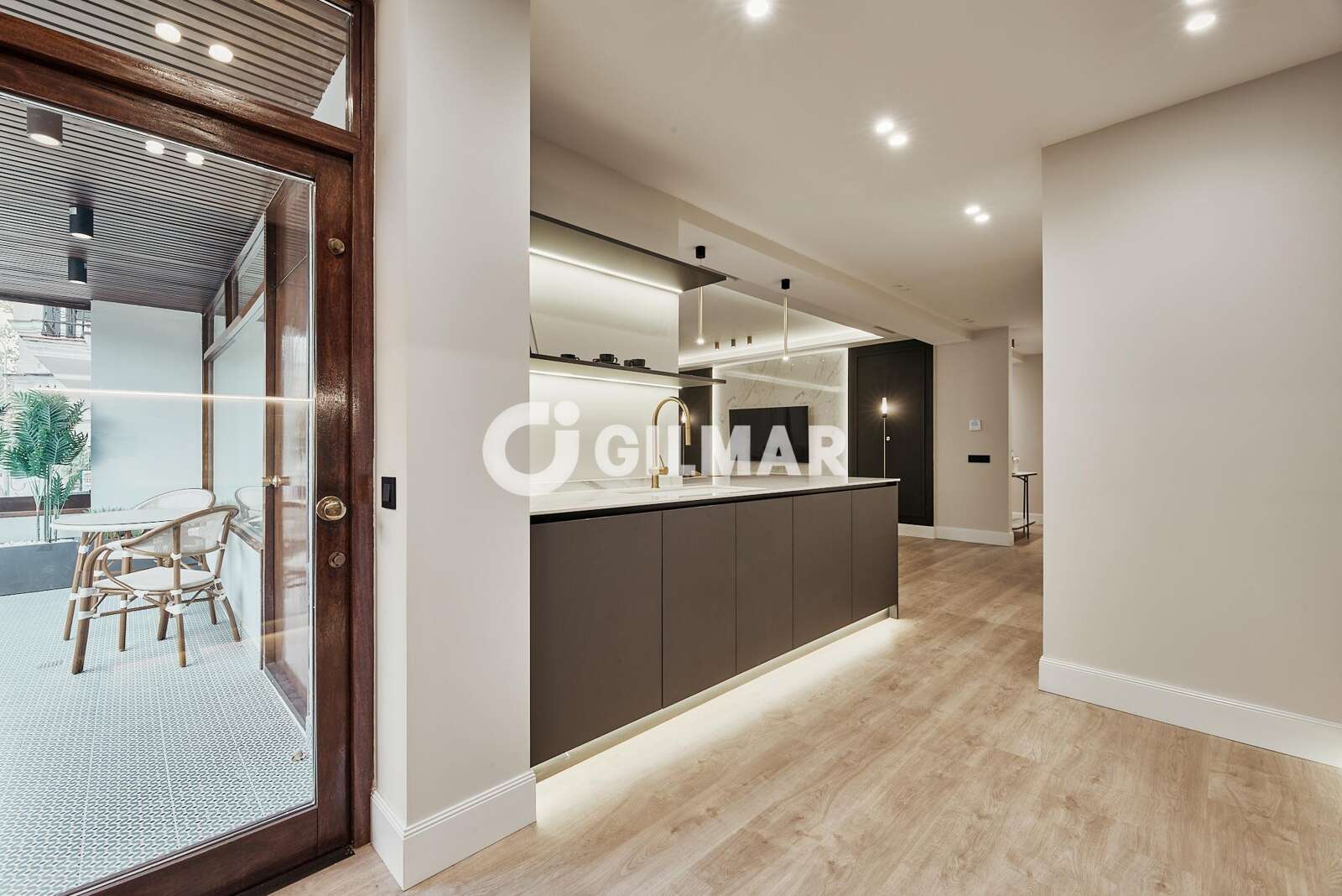 Property slider Gilmar