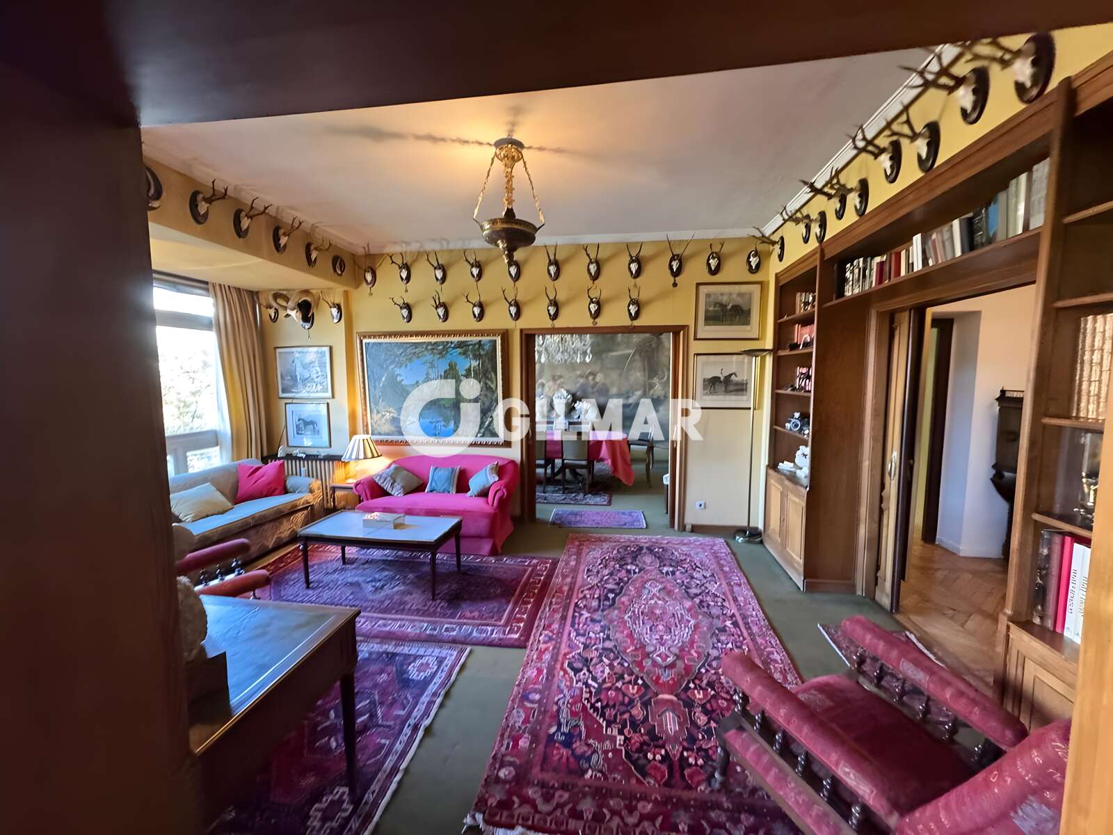 Property slider Gilmar
