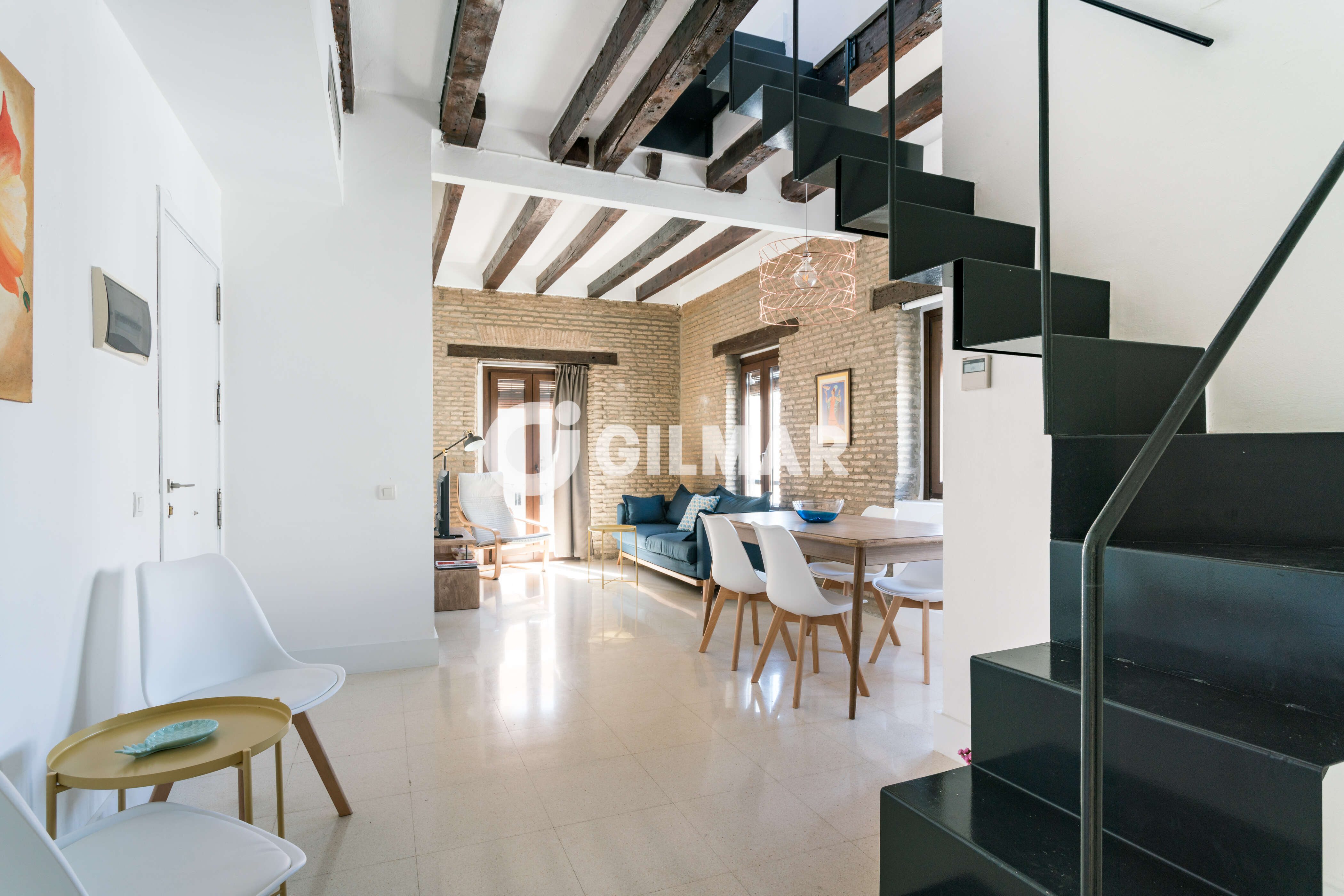 Edificio · 532 m²