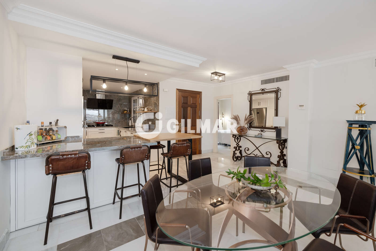Property slider Gilmar