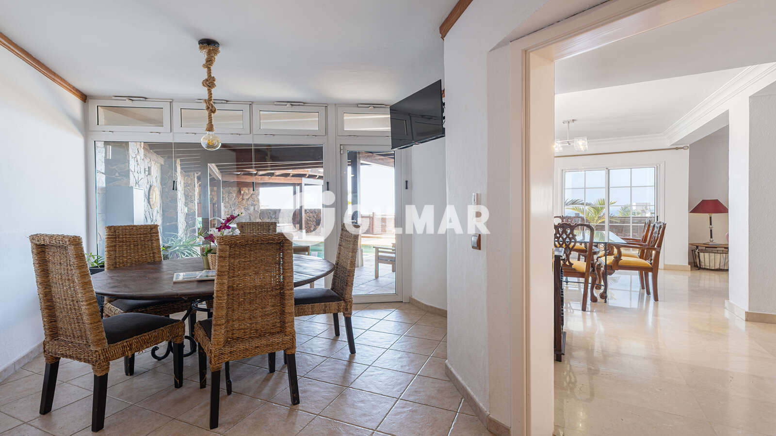 Property slider Gilmar