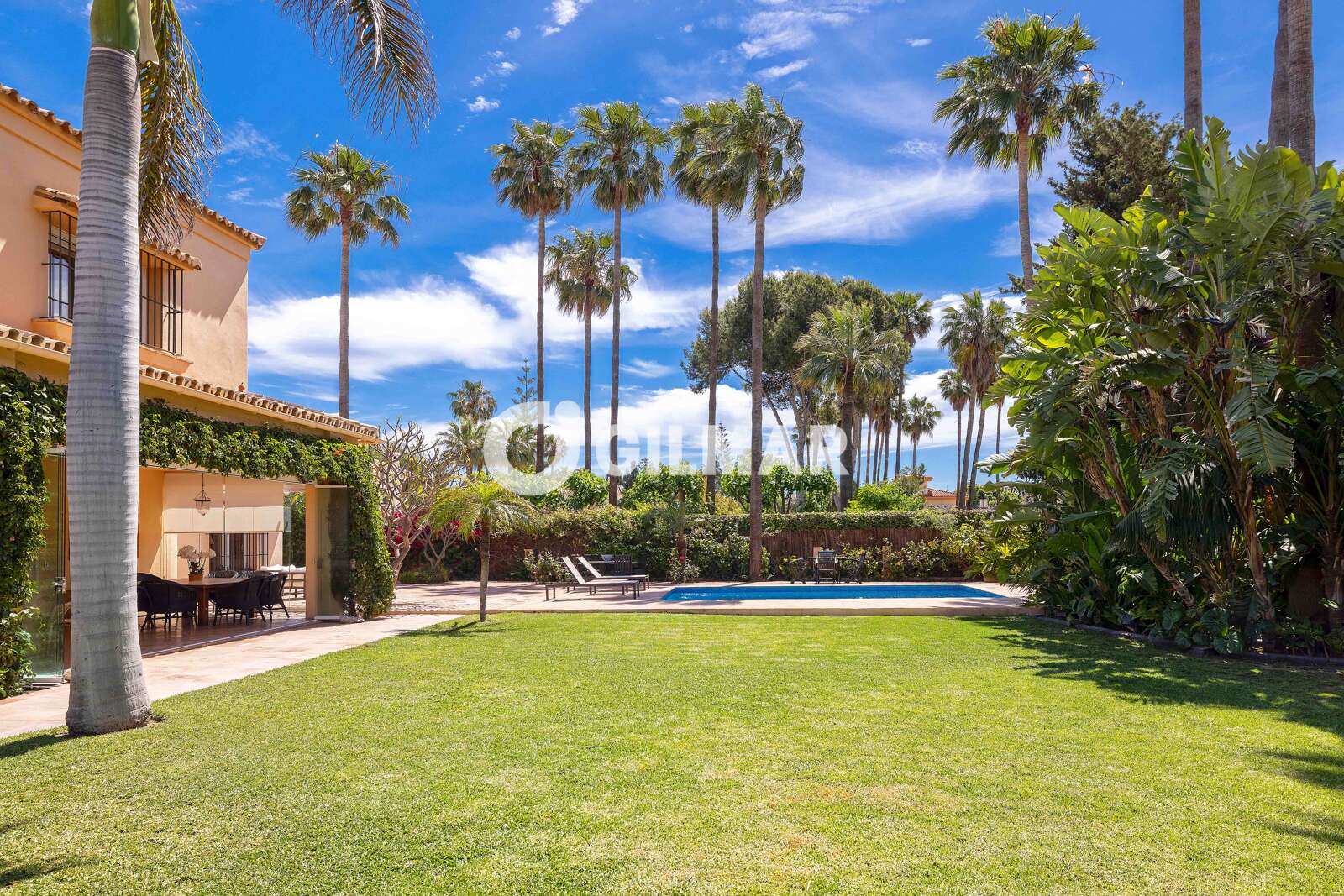 Property slider Gilmar