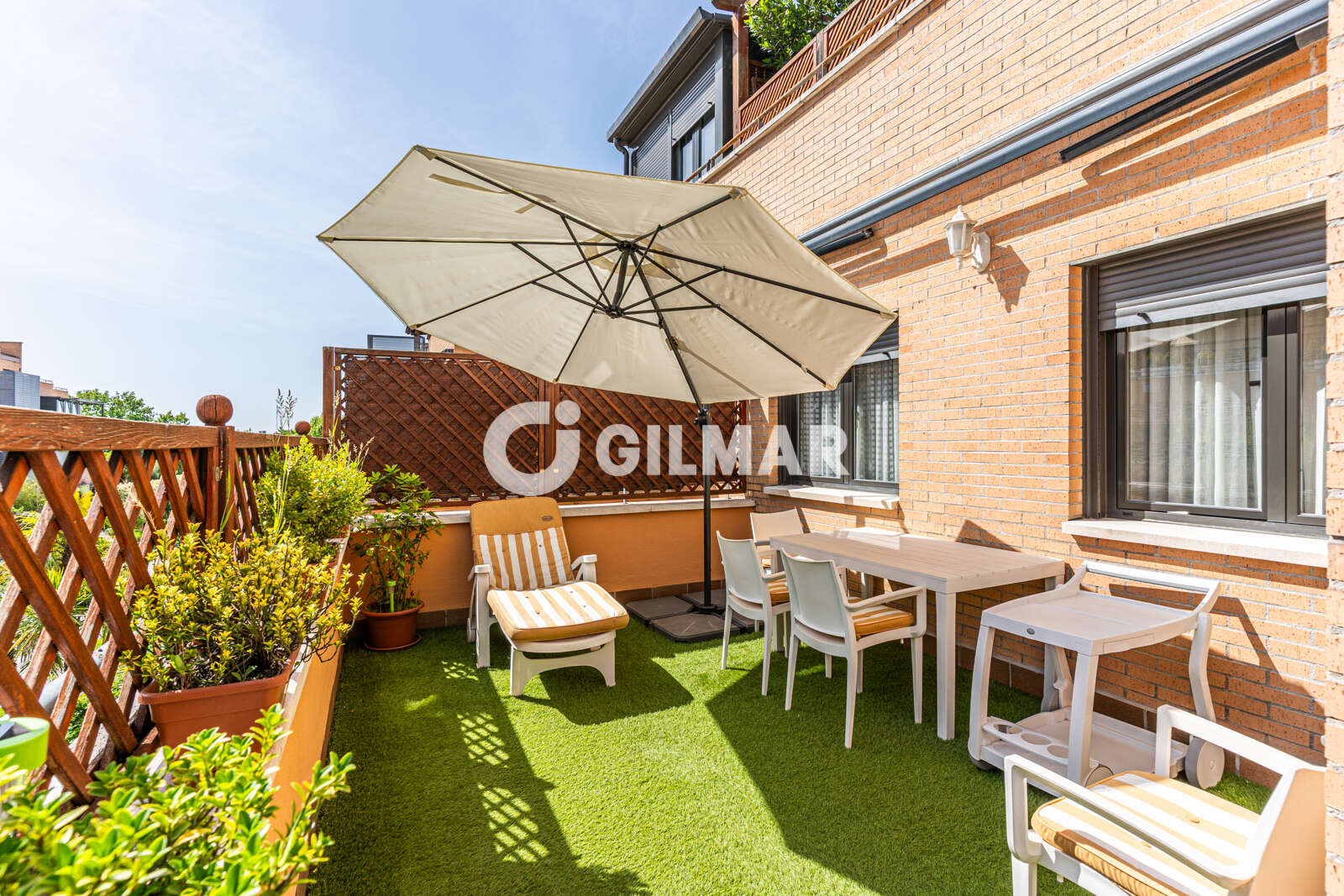 Property slider Gilmar