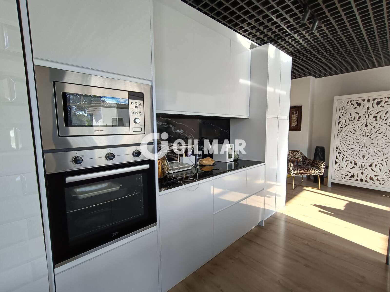 Property slider Gilmar