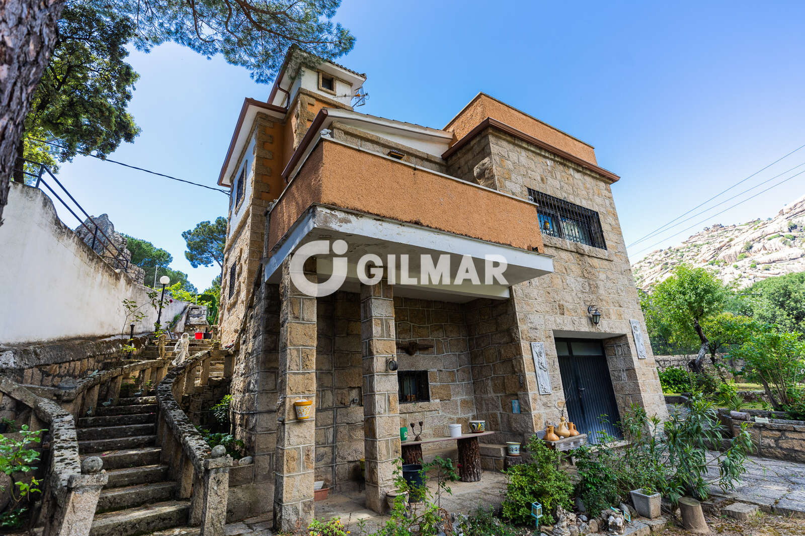 Property slider Gilmar