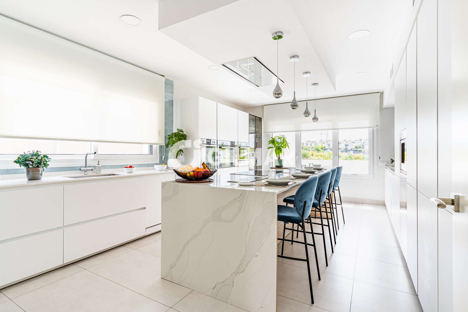 Property slider Gilmar