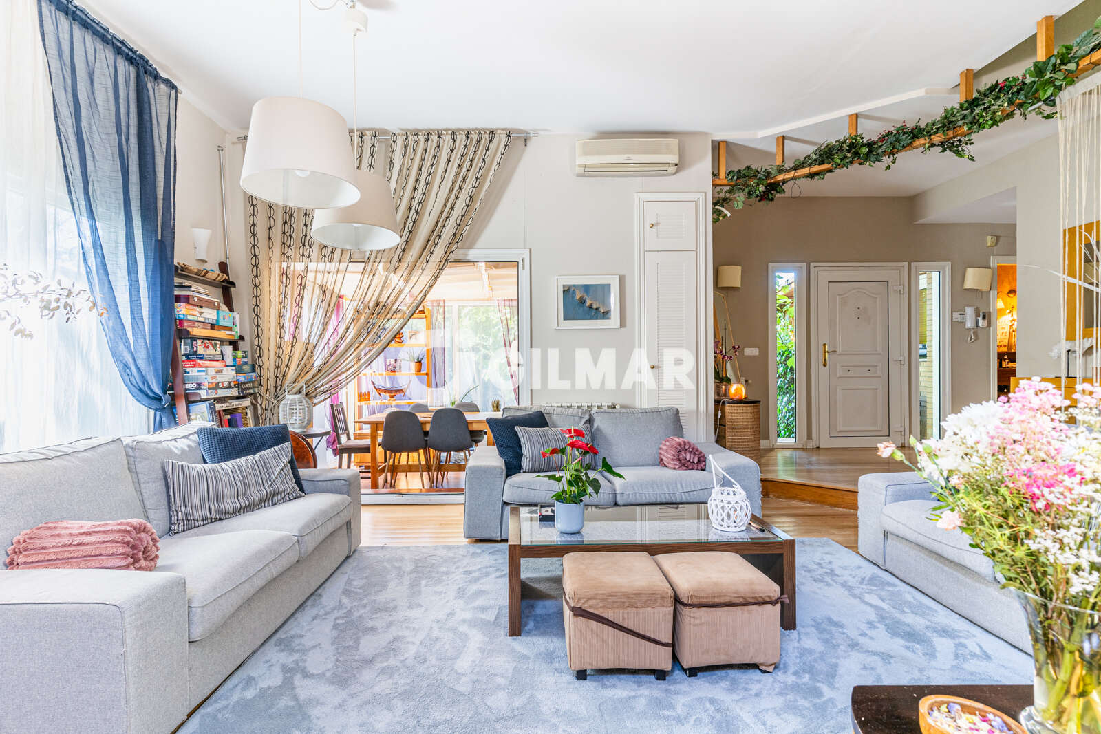Property slider Gilmar