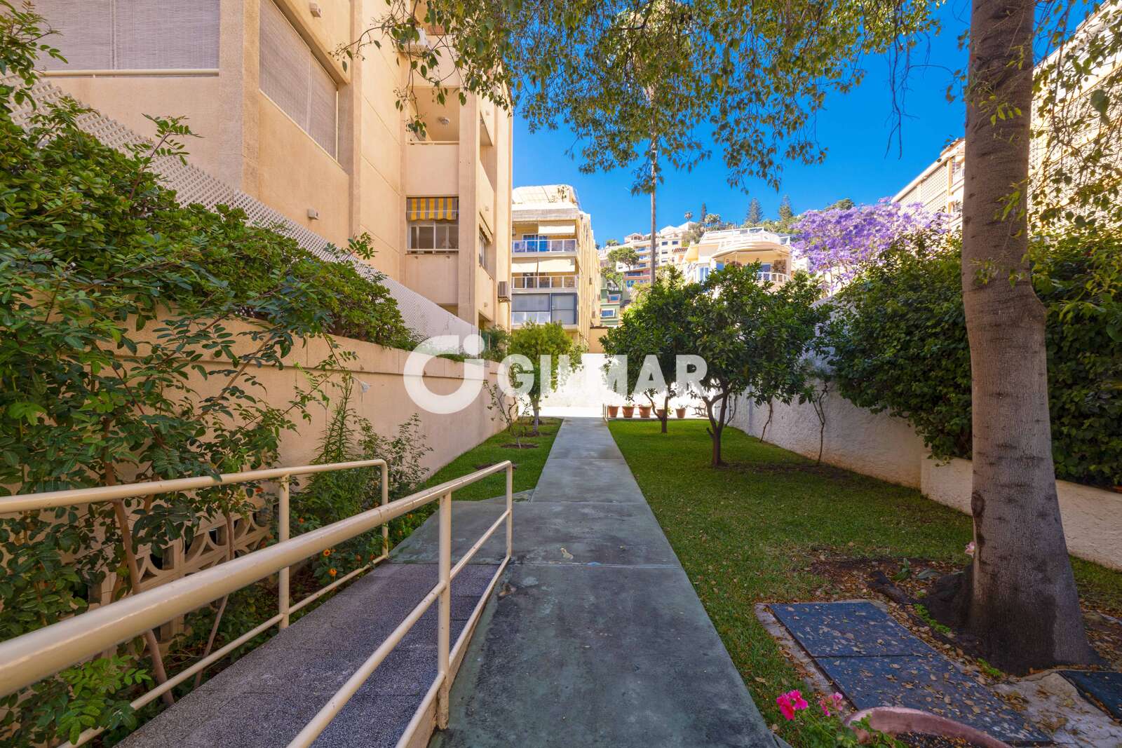 Property slider Gilmar