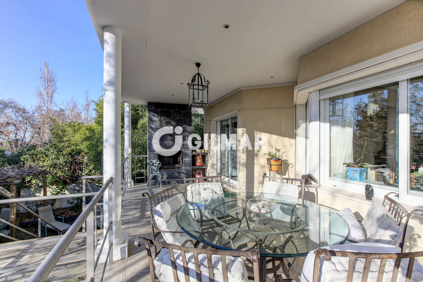 Property slider Gilmar