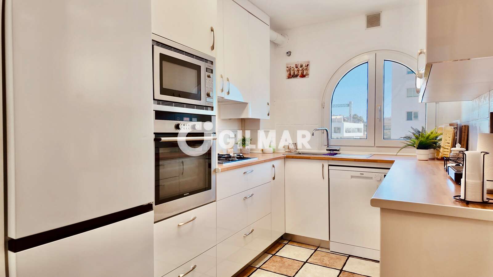 Property slider Gilmar