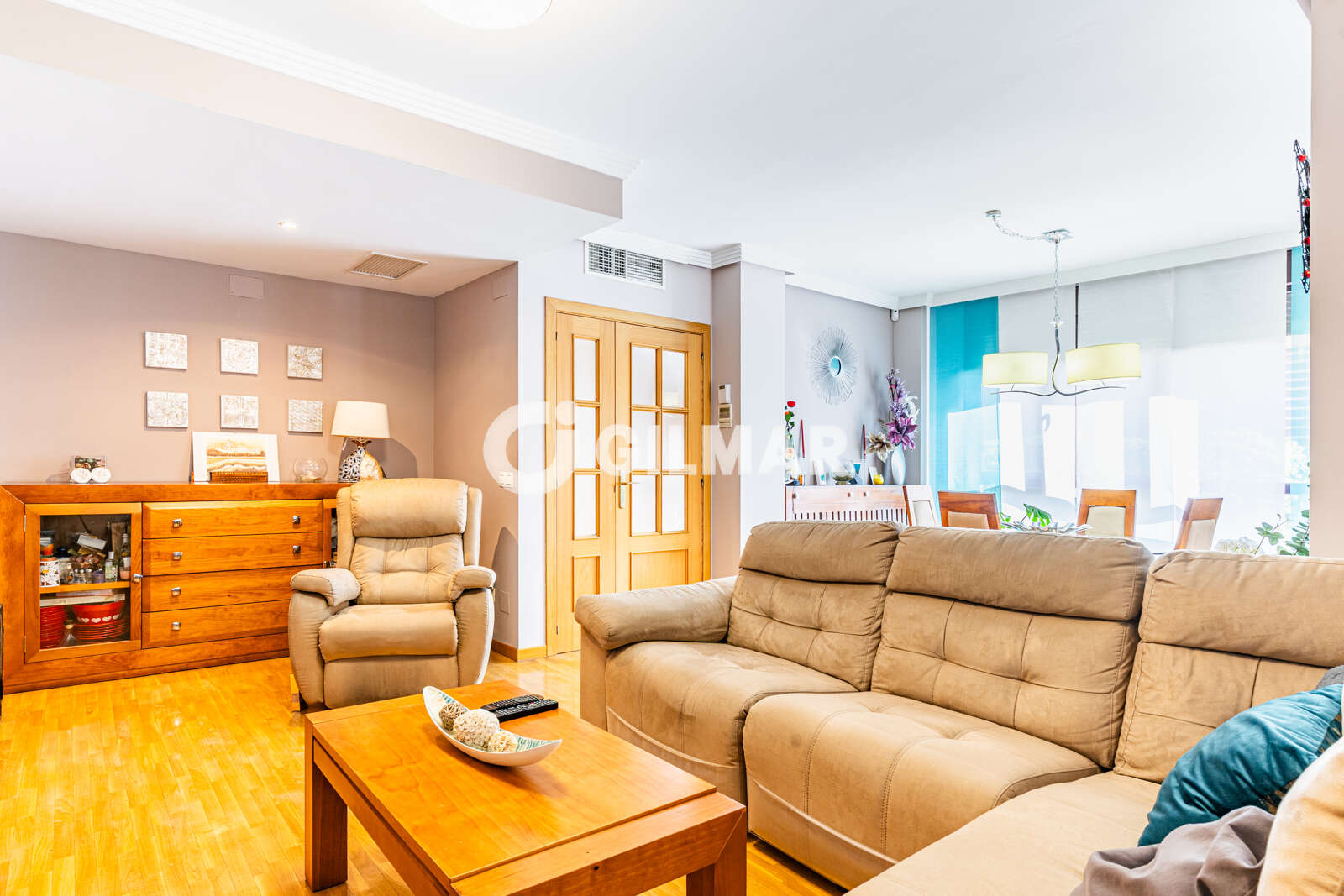 Property slider Gilmar
