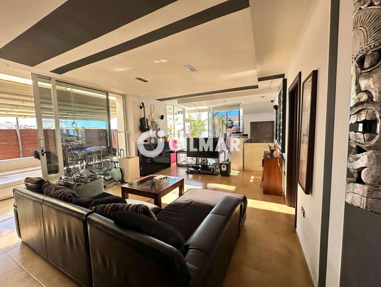 Property slider Gilmar