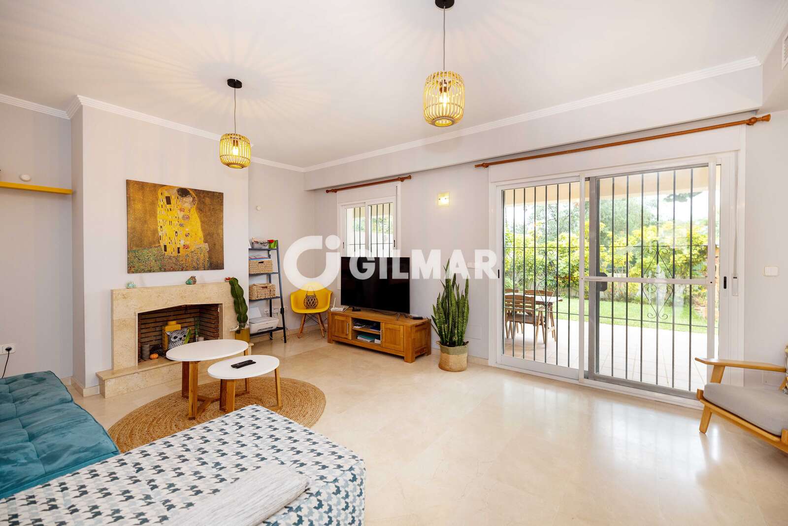 Property slider Gilmar