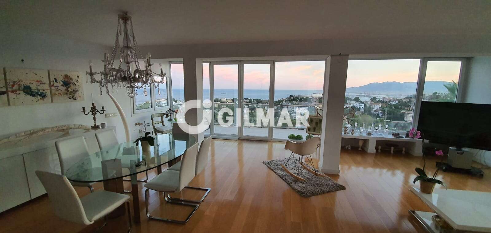Property slider Gilmar
