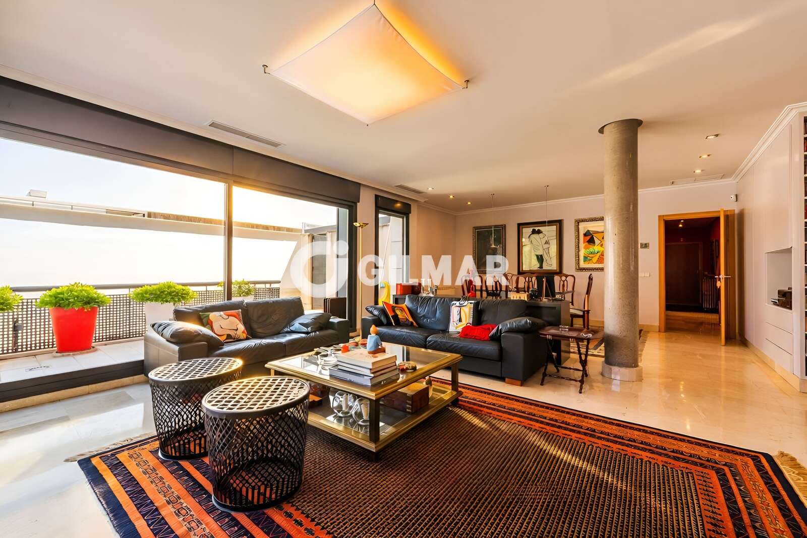 Property slider Gilmar