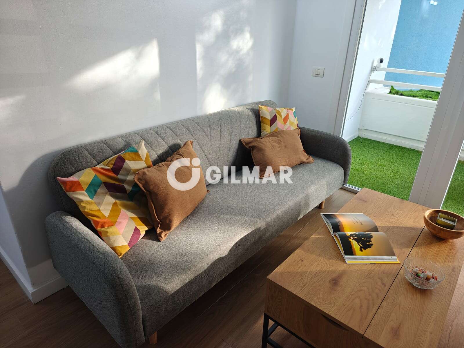 Property slider Gilmar