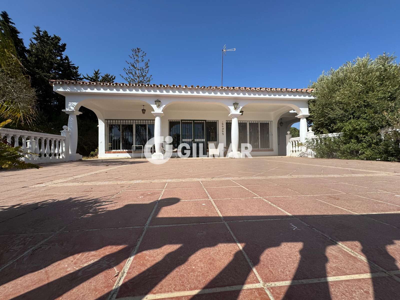 Property slider Gilmar