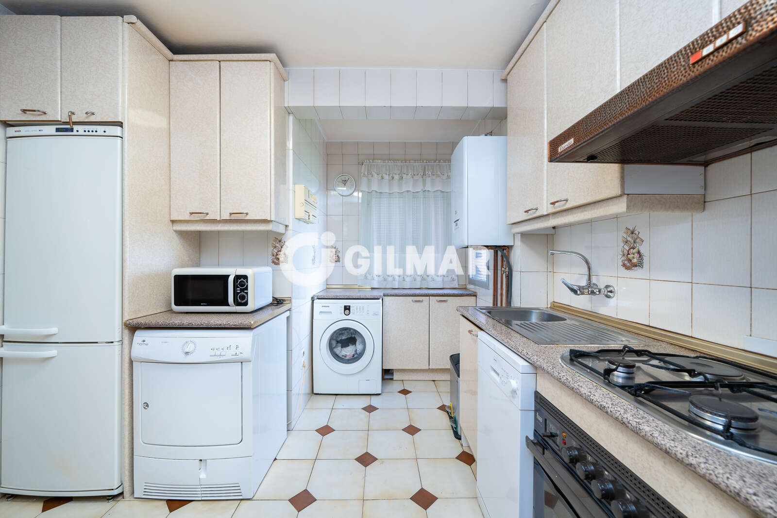 Property slider Gilmar