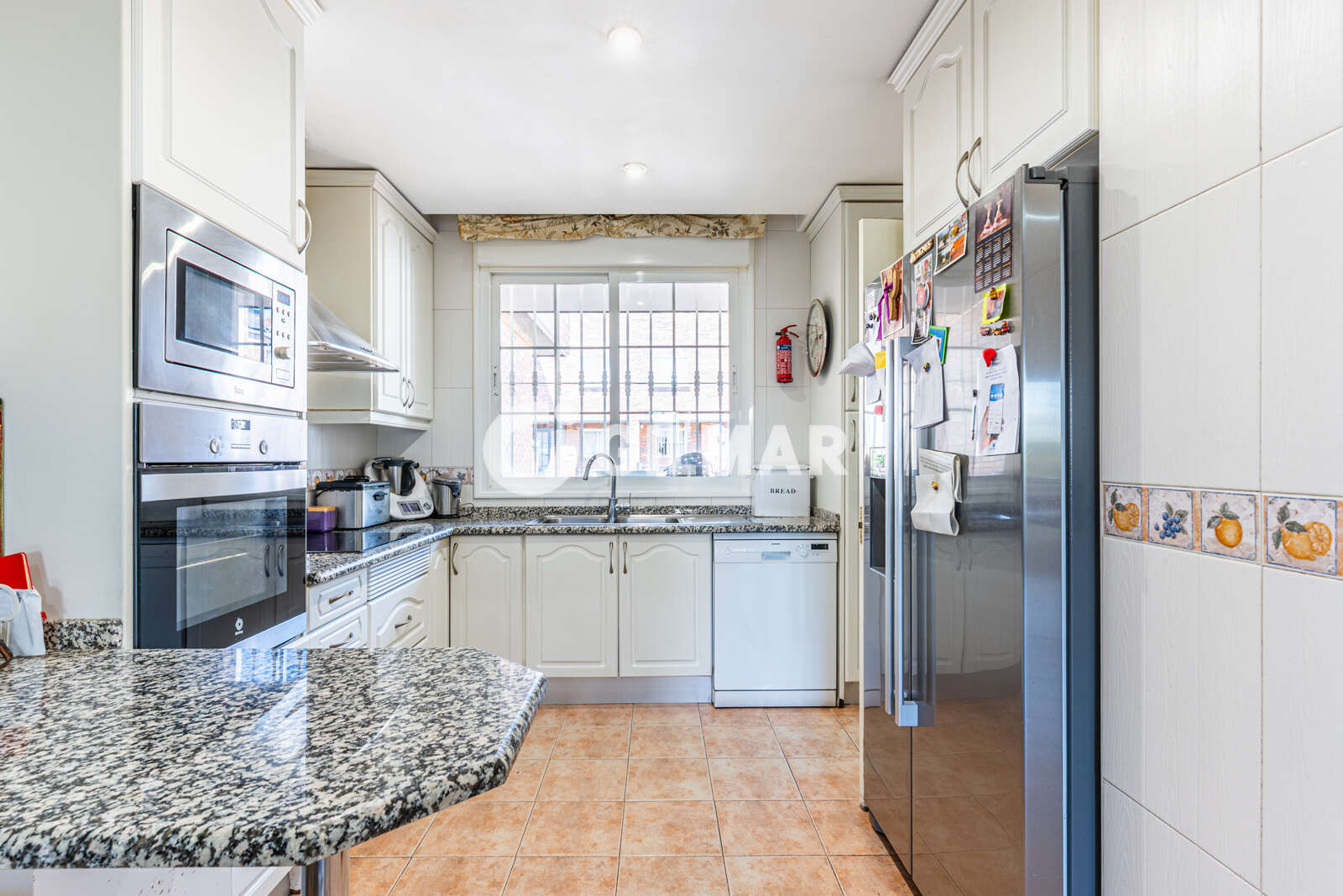 Property slider Gilmar