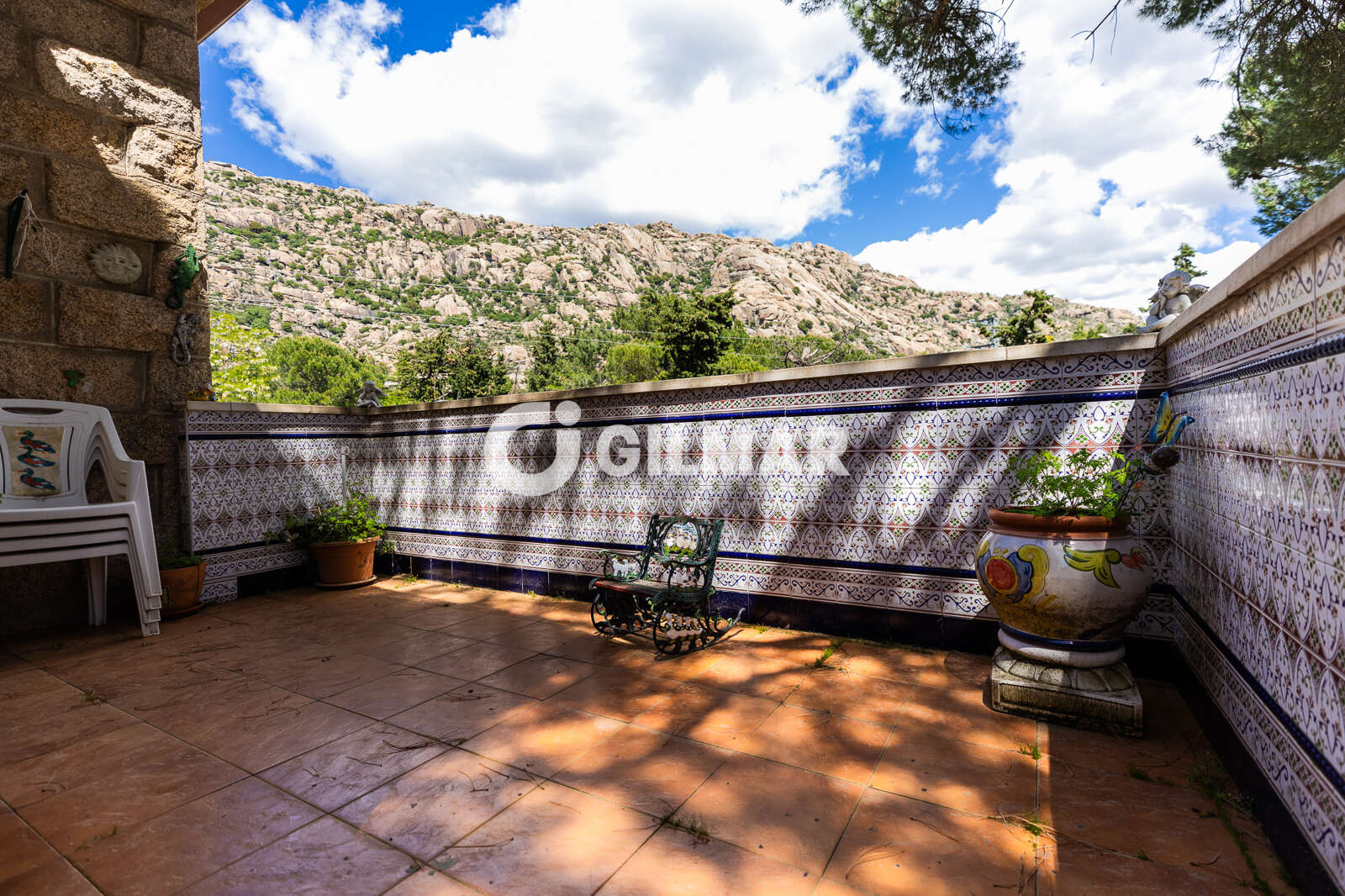 Property slider Gilmar